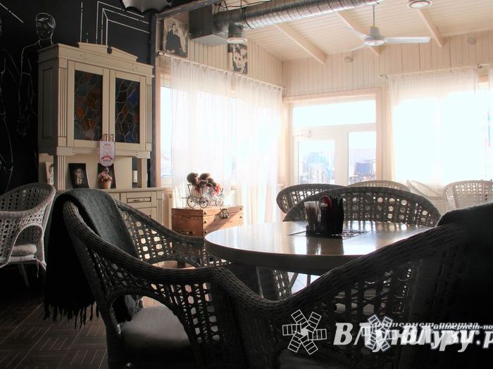 Приближается зима. Время зайти в гости. Точнее – в «Гости»