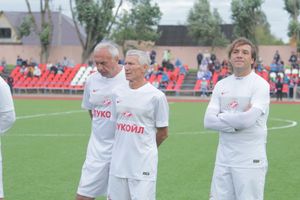 Матч ветеранов ФК «Спартак» и ветеранов великолукского футбола на «Экспрессе» (ФОТО)