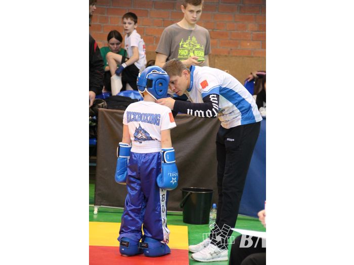 В Великих Луках прошли соревнования по кикбоксингу (ФОТО)