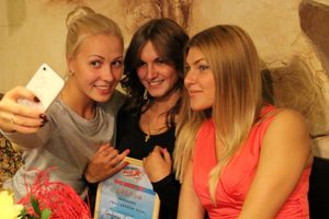 Награждение участниц фотоконкурса Мисс Бикини-2014