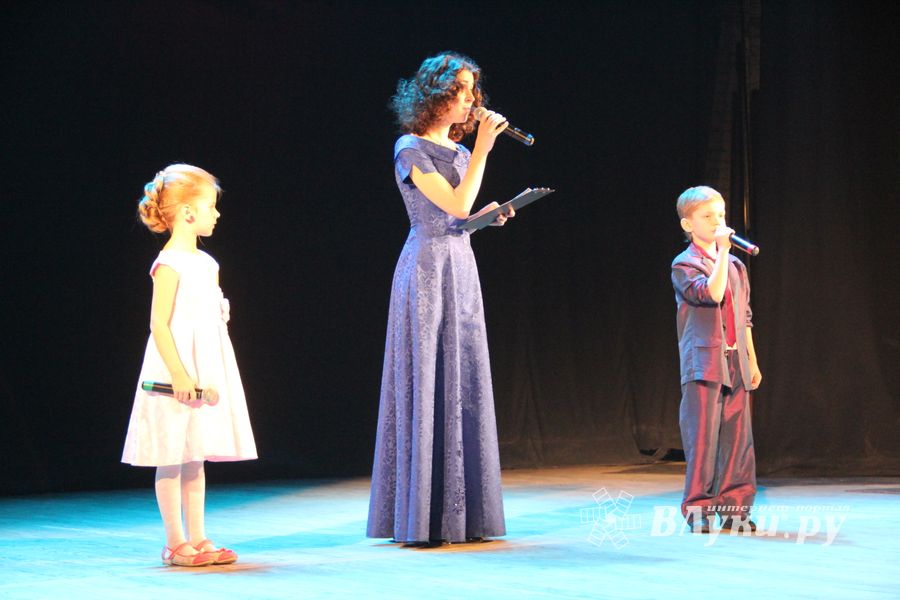 В Великих Луках отметили День матери (фото)