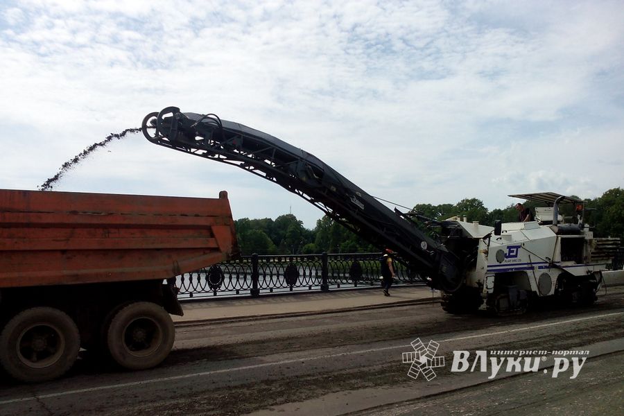 Мост через Ловать в Великих Луках откроют вечером (ФОТО)