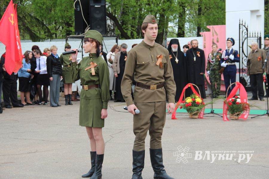 Торжественный митинг на мемориальном воинском захоронении