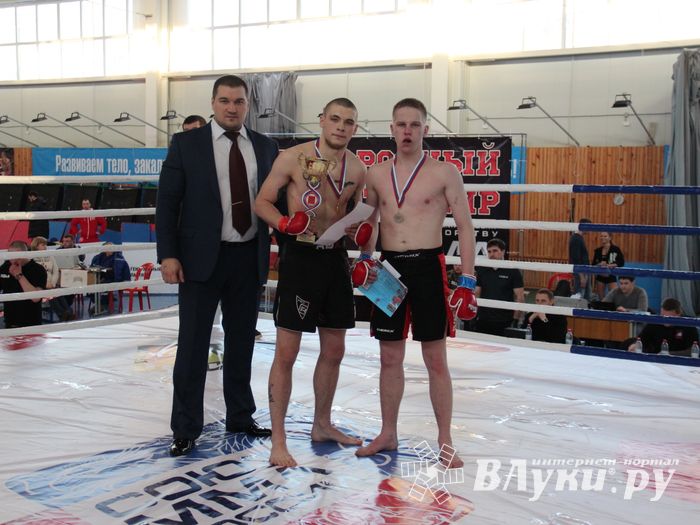 В Великих Луках завершился открытый кубок по смешанному боевому единоборству ММА (ФОТО)