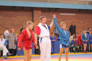 В Великих Луках проходит турнир по самбо (ФОТО)