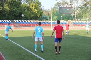 В минувшие выходные великолучане сыграли в футбол (фото)