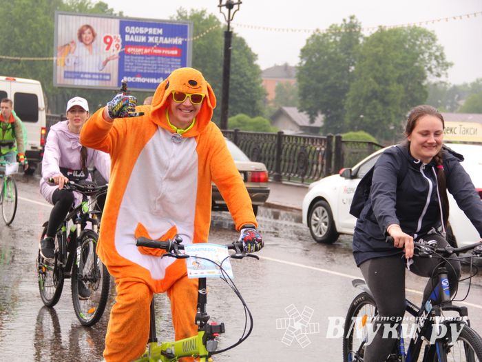 Зигзаг здоровья выполнили великолукские велосипедисты (ФОТО)