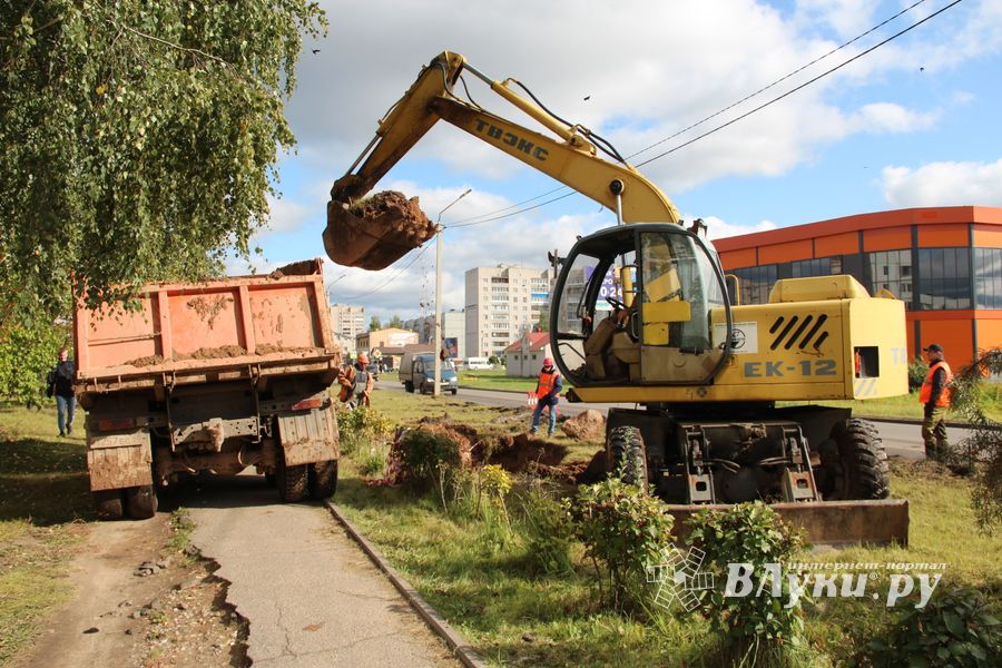 На ул. Гражданской – прорыв водовода (ФОТО)