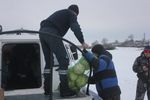 Спасатели доставили продукты на острова Псковского озера (ФОТО)