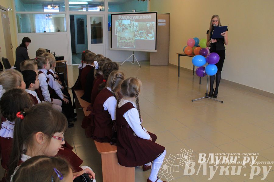 Великолукских лицеистов посвятили в «Маленькие мастера»