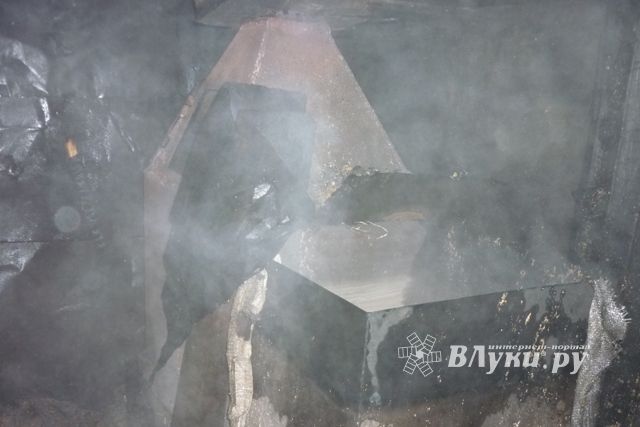 Неисправная печь стала причиной двух пожаров в Псковской области (фото)