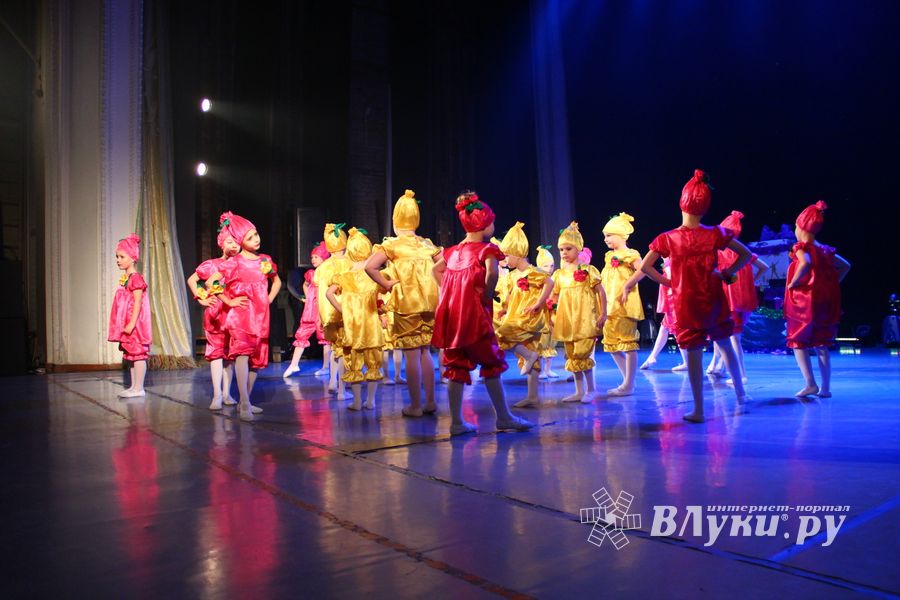 В ГДК им. Ленина встречают Новый год (ФОТО)