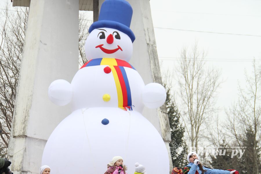 Гуляния широкой великолукской Масленицы
