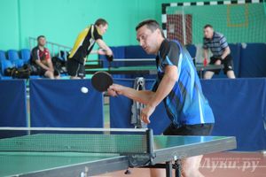 Настольный теннис. Лучший из великолучан лишь шестой