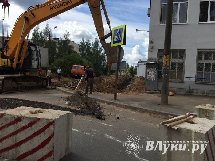 В Великих Луках капитально отремонтируют дорогу по ул. Некрасова, ул. Печорская, ул. 3-ей Ударной Армии (ФОТО)