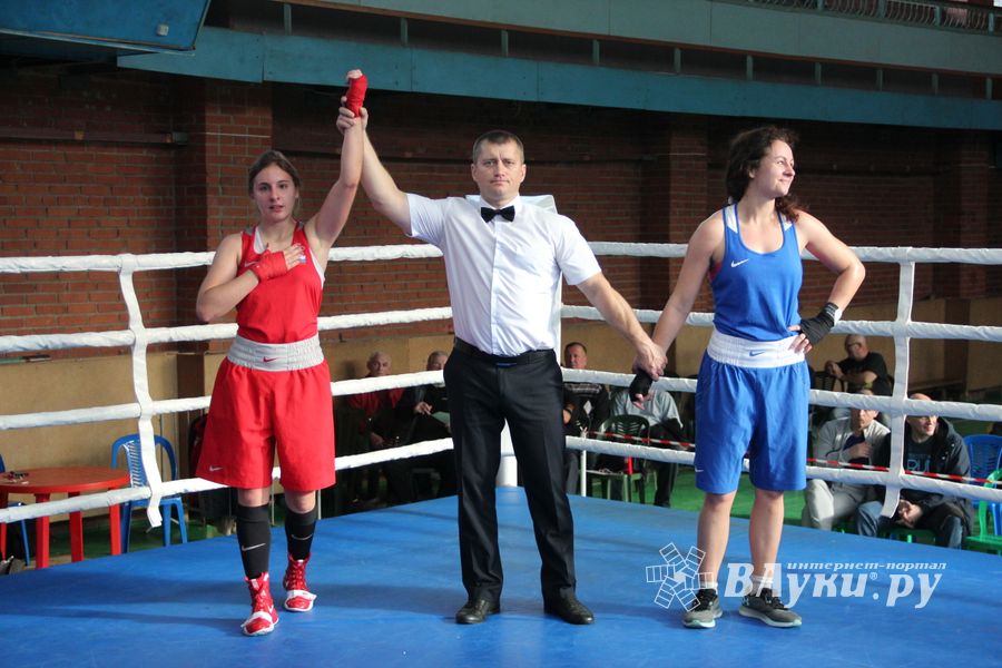 В Великих Луках прошел турнир по боксу памяти Е. Клевцова (ФОТО)