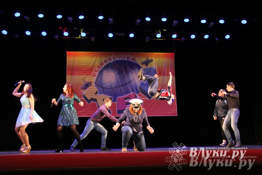 Великолукские КВНщики совершили «путешествие во времени» (фото)