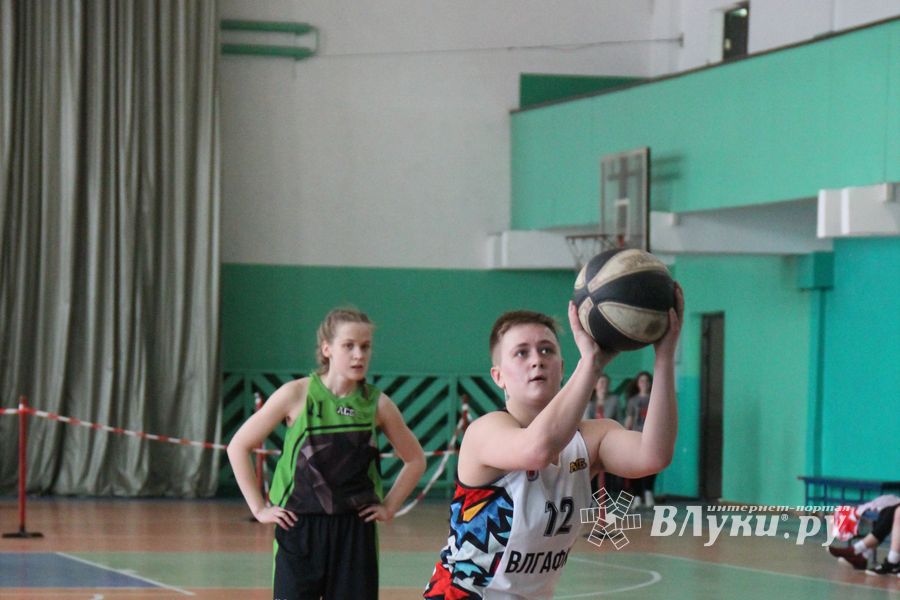 В Великих Луках прошли студенческие игры АСБ Лиги Белова (ФОТО)