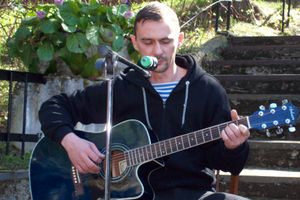 Праздник фронтовой поэзии проходит в Великолукском районе