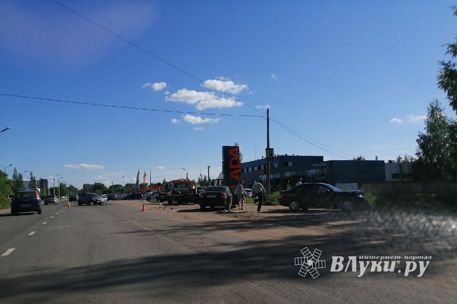 ДТП с участием трёх автомобилей на улице Гоголя (ФОТО)