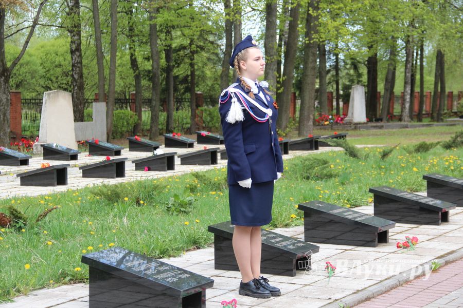 Великолучане почтили память героев Великой Отечественной (ФОТО)