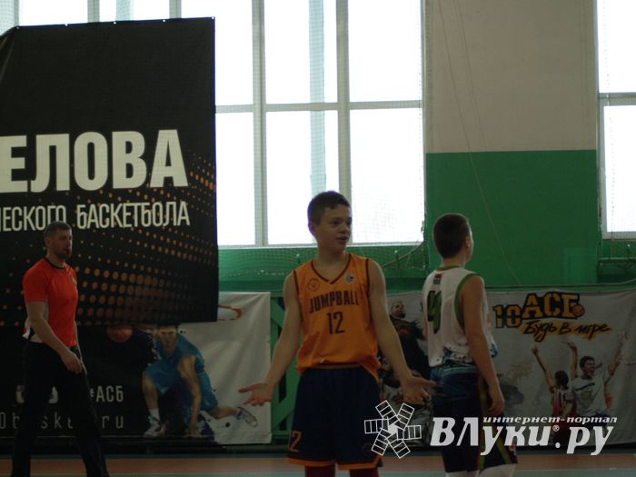 Великолучане завоевали бронзу на Международном турнире по баскетболу (ФОТО)