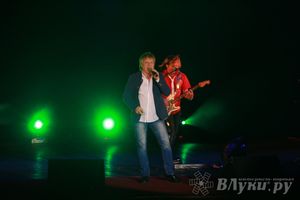 ДК ЛК Великие Луки: Две звезды в одном концерте (фото)