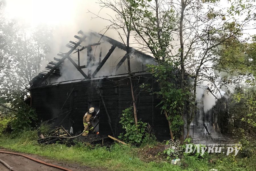 Пожар на проспекте Гагарина в Великих Луках