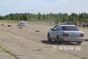 В Великих Луках прошел I этап Открытого чемпионата г. Великие Луки по Drag Racing (фото)
