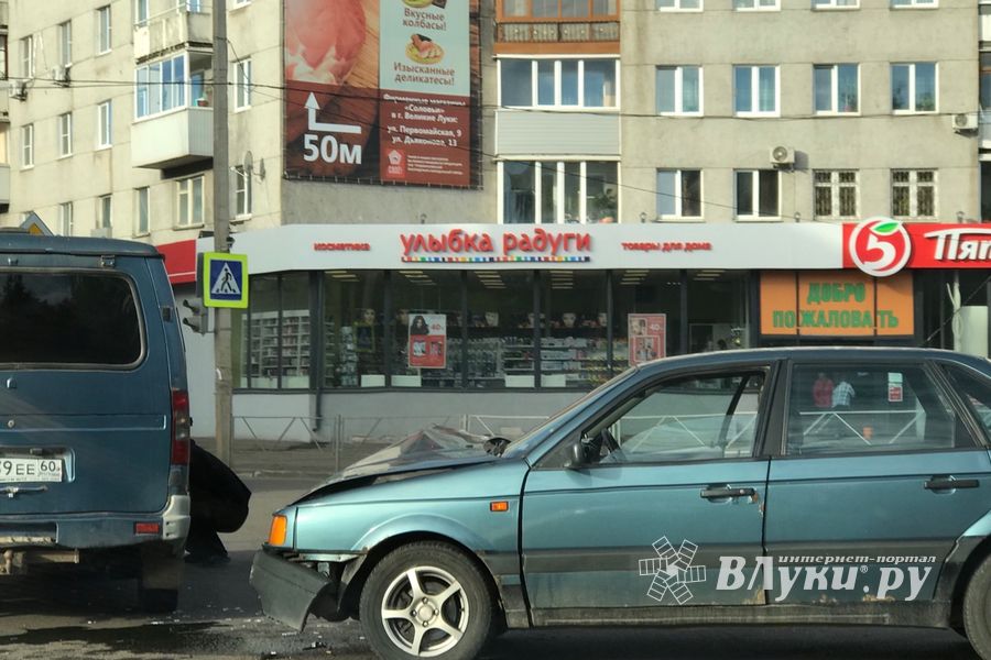 На проспекте Гагарина произошло ДТП (ФОТО)