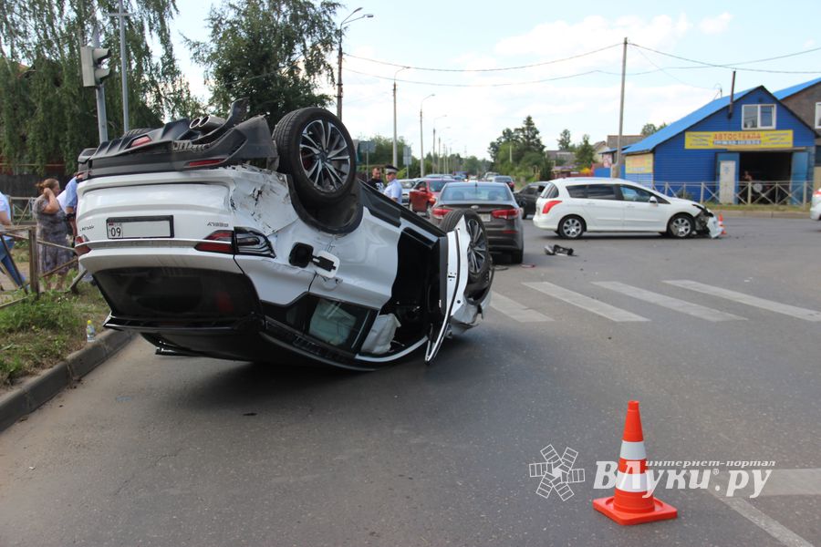 Некоторые подробности ДТП на Дьяконова – Третьей Ударной (ФОТО)