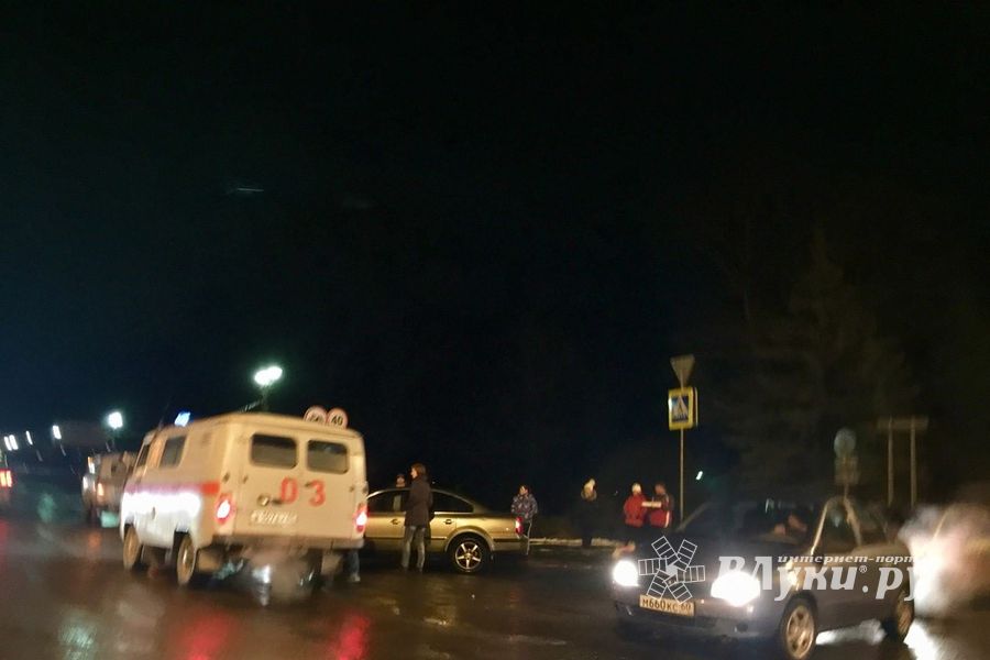 В Великих Луках автоледи сбила велосипедиста (ФОТО)