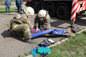 В Великих Луках прошли соревнования пожарных расчетов