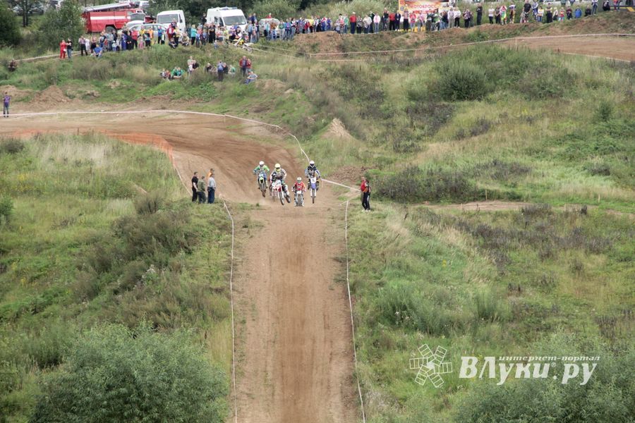 Мотокросс в Булынино: драйва много, зрителей мало (ФОТО)