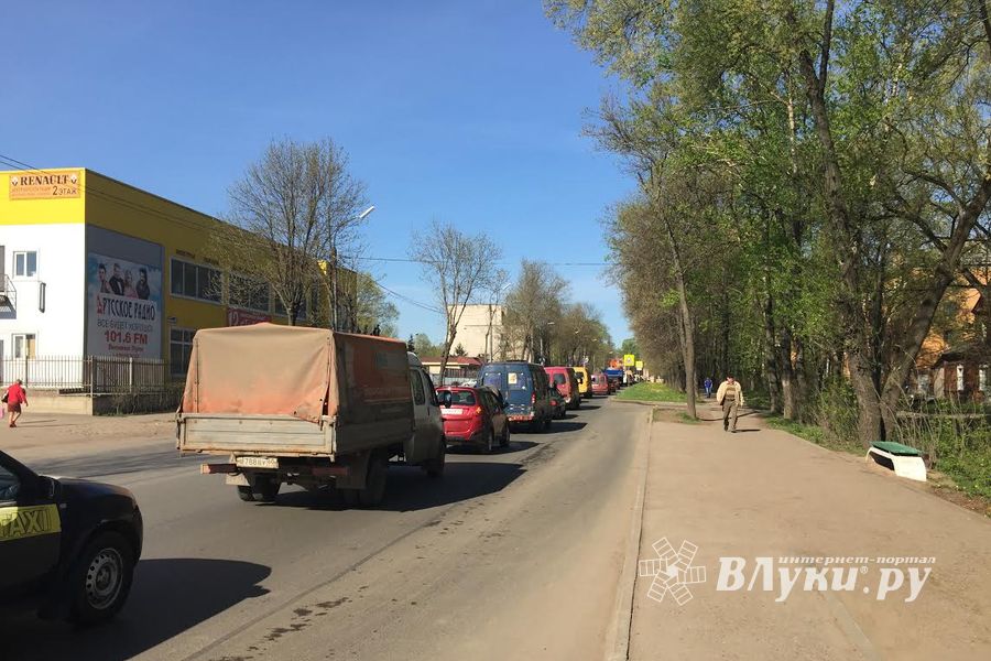 ДТП на проспекте Гагарина — пробка (ФОТО)