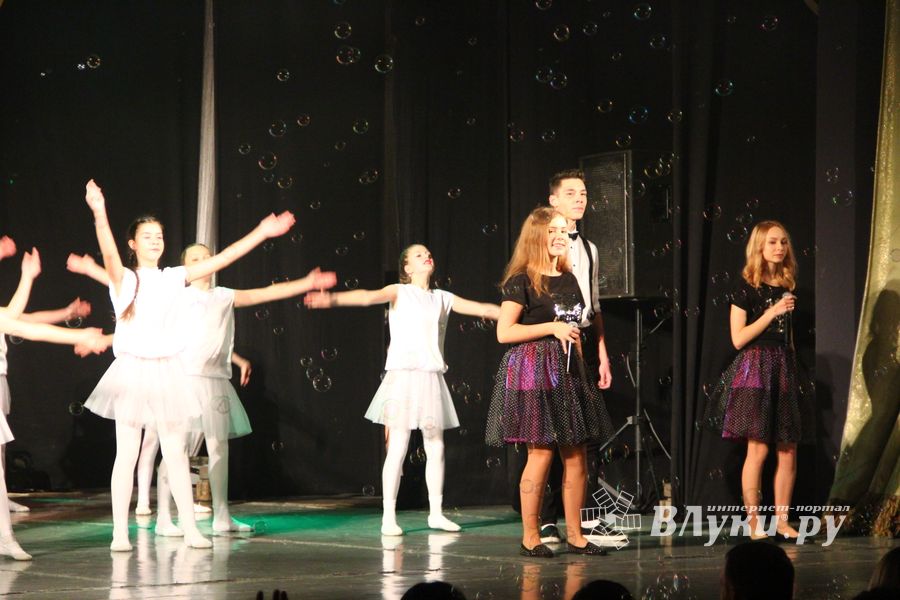 В ГДК им. Ленина встречают Новый год (ФОТО)