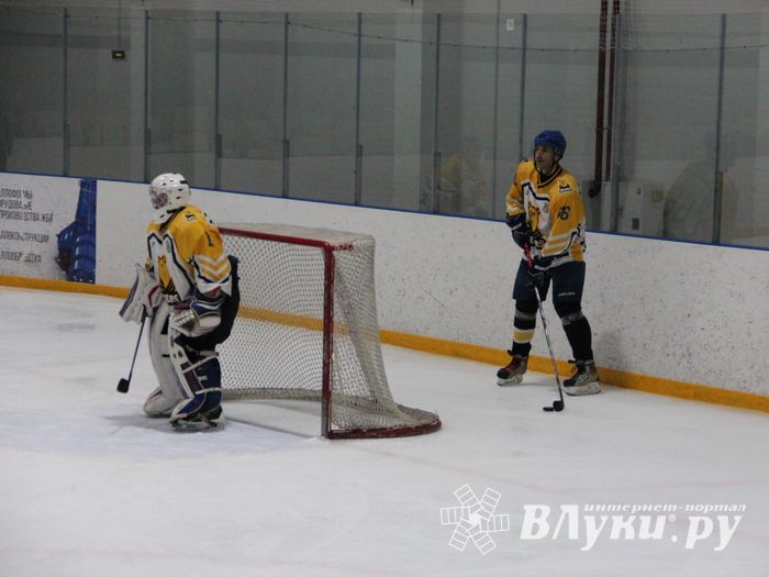 Великолукский «Экспресс» одержал победу в игре с псковскими «Медведями» (ФОТО)