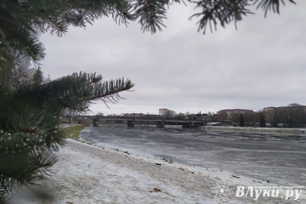 Об опасном периоде ледостава предупреждают жителей Псковской области