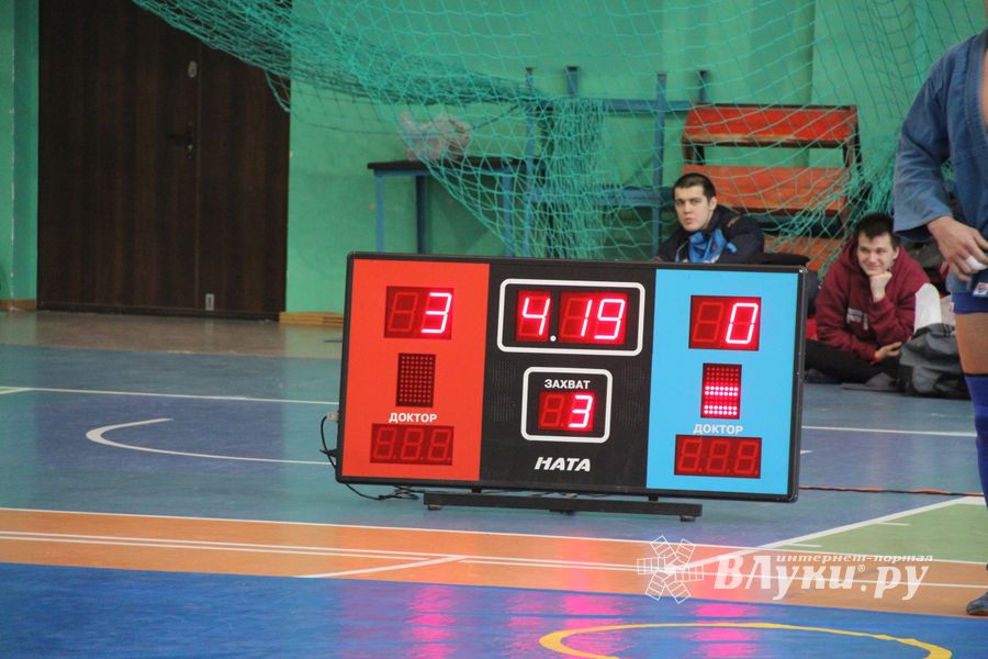 В Великих Луках - время жарких схваток (16+) (ФОТО)