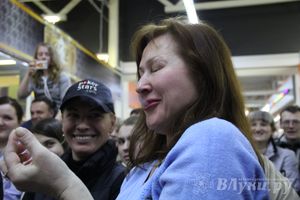 В ТЦ «Апельсин» прошла весенняя ночь распродаж