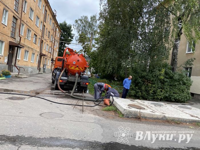 Вниманию водителей-великолучан (ФОТО)