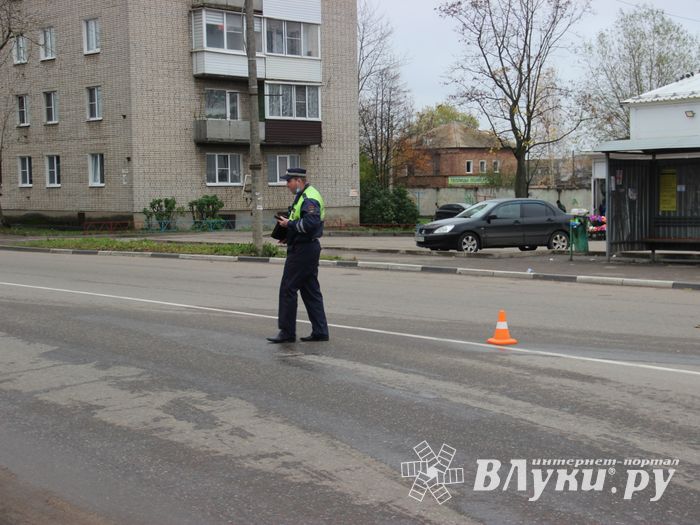 В Великих Луках сбили пешехода (ФОТО)