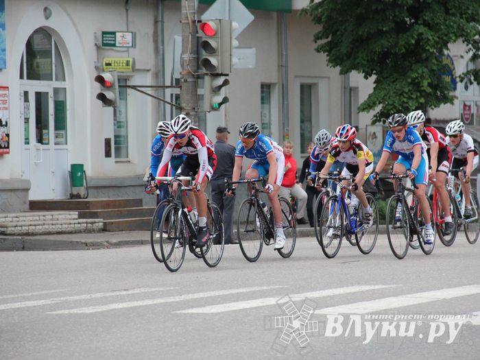 Гонка-критериум по велосипедному спорту