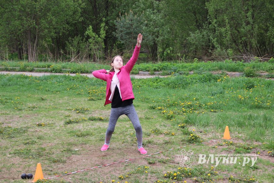 Великолукские школьники сдают ГТО (ФОТО)