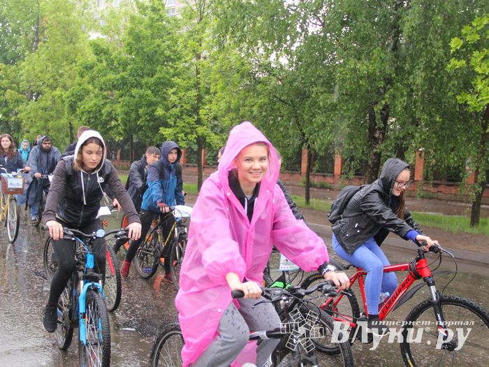 Зигзаг здоровья выполнили великолукские велосипедисты (ФОТО)