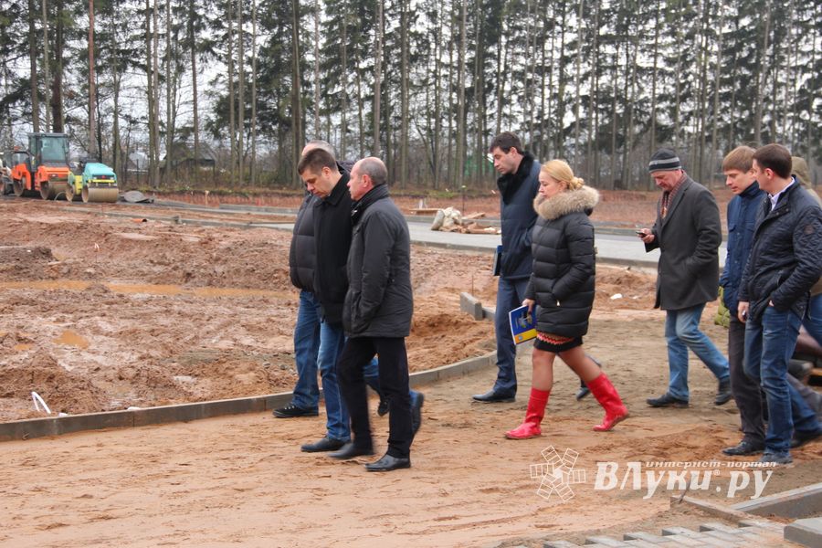 В медленном строительстве великолукского велоцентра виноват дождь (ФОТО)