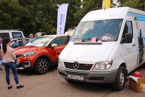 В Великих Луках прошла «Автовыставка 2017» (ФОТО)
