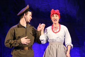 Кони стоят пьяные, хлопцы запряженные — в ГДК Ленина сыграли «Свадьбу в Малиновке» (ФОТО)