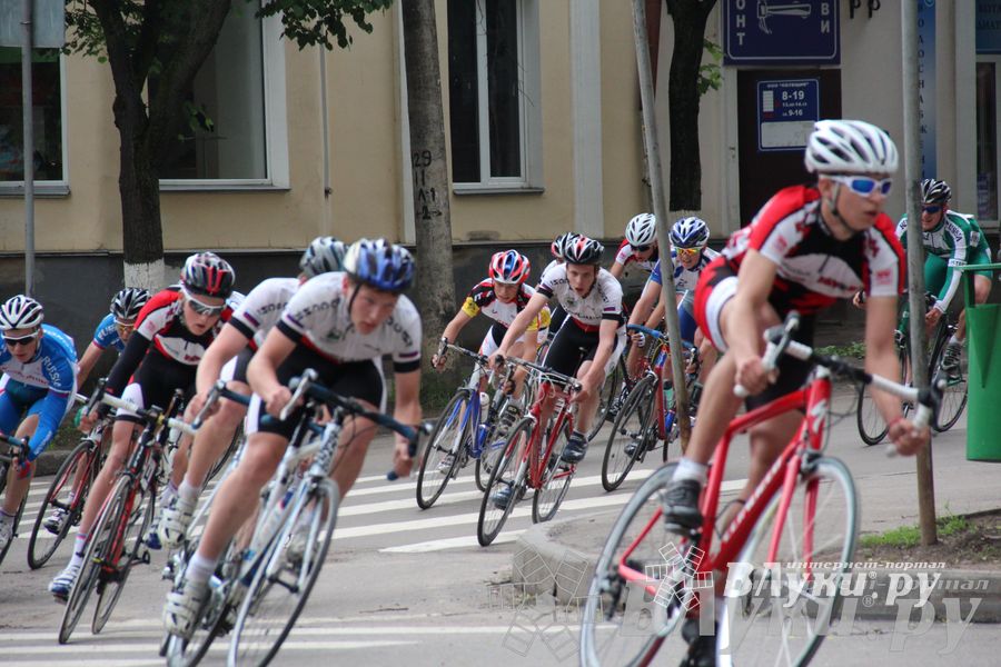 Гонка-критериум по велосипедному спорту