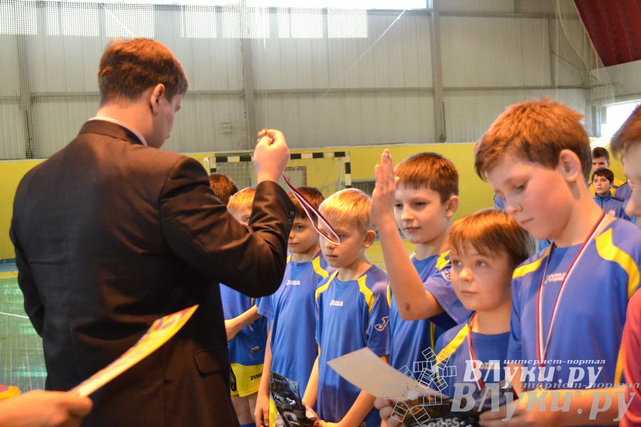 XII Традиционный Международный открытый турнир по мини-футболу среди юношей 2001-2002 г. р.